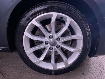 AUDI A4 2.0 TDI 35 Sport Saloon 4dr Diesel S Tronic Euro 6 (s/s) (163 ps