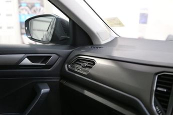 VOLKSWAGEN T-ROC 1.6 TDI SE SUV 5dr Diesel Manual Euro 6 (s/s) (115 ps)