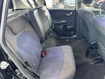 HONDA JAZZ 1.4 i-VTEC ES Hatchback 5dr Petrol CVT Euro 5 (99 ps)