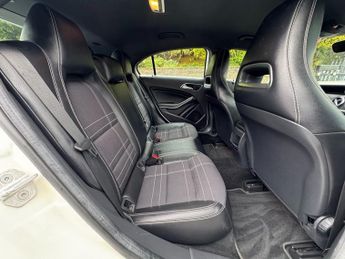 MERCEDES-BENZ A-CLASS 1.5 A180 CDI Sport Hatchback 5dr Diesel 7G-DCT Euro 5 (s/s) (109