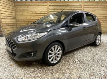 FORD FIESTA 1.0T EcoBoost Titanium Hatchback 5dr Petrol Powershift Euro 6 (1