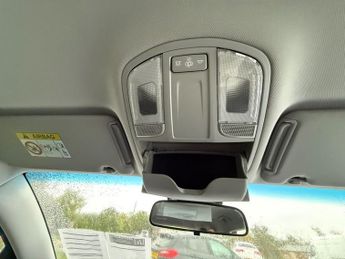 HYUNDAI TUCSON 1.7 CRDi Blue Drive SE Nav SUV 5dr Diesel DCT Euro 6 (s/s) (141 