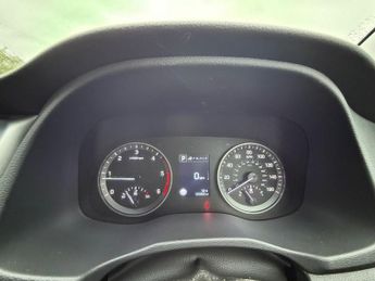HYUNDAI TUCSON 1.7 CRDi Blue Drive SE Nav SUV 5dr Diesel DCT Euro 6 (s/s) (141 