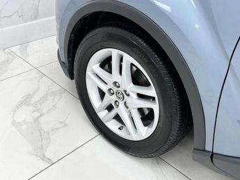 TOYOTA C-HR 1.8 VVT-h Icon SUV 5dr Petrol Hybrid CVT Euro 6 (s/s) (122 ps)
