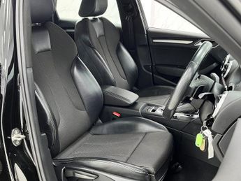 AUDI A3 1.5 TFSI CoD 35 S line Sportback 5dr Petrol S Tronic Euro 6 (s/s