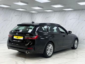 BMW 3 SERIES 2.0 318i SE Pro Touring 5dr Petrol Auto Euro 6 (s/s) (156 ps)