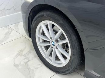 BMW 3 SERIES 2.0 318i SE Pro Touring 5dr Petrol Auto Euro 6 (s/s) (156 ps)