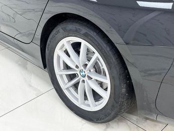 BMW 3 SERIES 2.0 318i SE Pro Touring 5dr Petrol Auto Euro 6 (s/s) (156 ps)