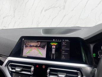 BMW 3 SERIES 2.0 318i SE Pro Touring 5dr Petrol Auto Euro 6 (s/s) (156 ps)