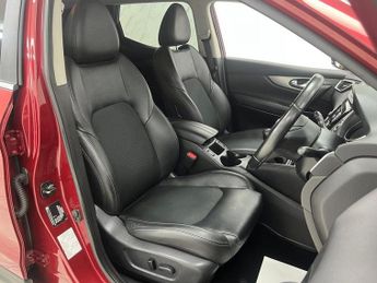 NISSAN QASHQAI 1.3 DIG-T Tekna SUV 5dr Petrol Manual Euro 6 (s/s) (140 ps)