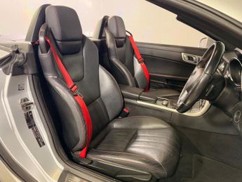 MERCEDES-BENZ SLK 1.8 SLK250 BlueEfficiency AMG Sport Convertible 2dr Petrol G-Tro