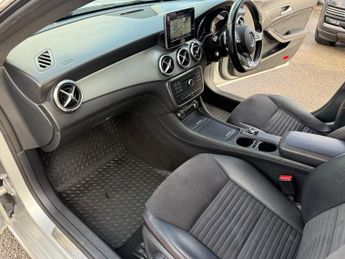 MERCEDES-BENZ CLA 2.1 CLA220d AMG Sport Shooting Brake 5dr Diesel 7G-DCT Euro 6-FI