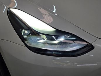 TESLA Model 3 Saloon 4dr Electric Auto RWD (241 bhp)
