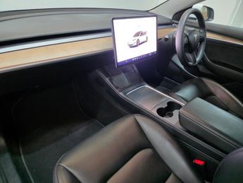 TESLA Model 3 Saloon 4dr Electric Auto RWD (241 bhp)