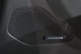 JAGUAR F-PACE 2.0 D180 Chequered Flag Auto AWD Euro 6 (s/s) 5dr