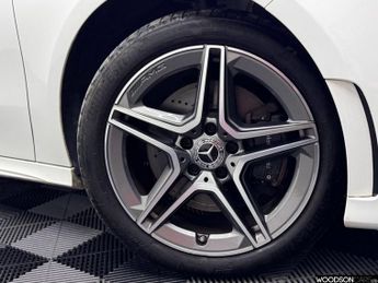 MERCEDES-BENZ A-CLASS 1.3 A250e 15.6kWh AMG Line (Executive) Hatchback 5dr Petrol Plug