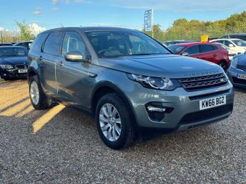 LAND ROVER DISCOVERY SPORT 2.0 TD4 SE Tech SUV 5dr Diesel Auto 4WD Euro 6 (s/s) (180 ps)