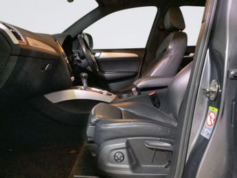 AUDI Q5 2.0 TDI S line Plus SUV 5dr Diesel S Tronic quattro Euro 5 (s/s)