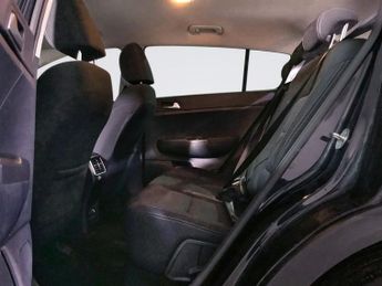 KIA SPORTAGE 1.6 CRDi MHEV 2 SUV 5dr Diesel Hybrid DCT Euro 6 (s/s) (134 bhp)