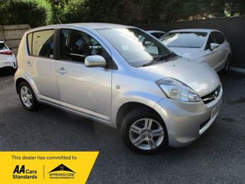 Subaru Justy 1.0 R Hatchback 5dr Petrol Manual (118 g/km, 68 bhp)
