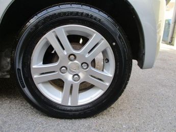 SUBARU JUSTY 1.0 R Hatchback 5dr Petrol Manual (118 g/km, 68 bhp)