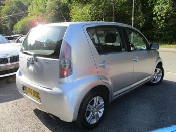 SUBARU JUSTY 1.0 R Hatchback 5dr Petrol Manual (118 g/km, 68 bhp)