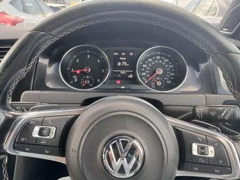 VOLKSWAGEN GOLF 2.0 TDI BlueMotion Tech GTD Hatchback 5dr Diesel DSG Euro 6 (s/s