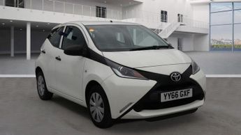 Toyota AYGO 1.0 VVT-i x Hatchback 5dr Petrol Manual Euro 5 Euro 5 (68 ps)