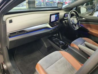 VOLKSWAGEN ID.4 Pro Performance 77kWh 1ST Edition SUV 5dr Electric Auto (204 ps)