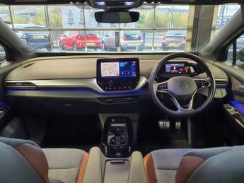 VOLKSWAGEN ID.4 Pro Performance 77kWh 1ST Edition SUV 5dr Electric Auto (204 ps)