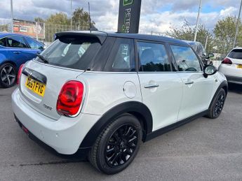 MINI HATCH 1.5 Cooper Hatchback 5dr Petrol Auto Euro 6 (s/s) (136 ps)