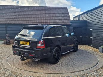 LAND ROVER RANGE ROVER SPORT 3.0 SD V6 HSE Black SUV 5dr Diesel Auto 4WD Euro 5 (255 bhp)