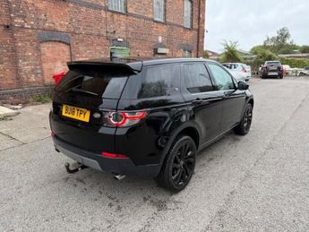 LAND ROVER DISCOVERY SPORT 2.0 TD4 HSE Black SUV 5dr Diesel Auto 4WD Euro 6 (stop/start) (1