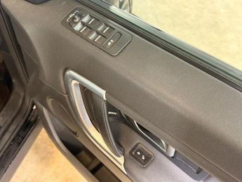 LAND ROVER DISCOVERY SPORT 2.0 TD4 Landmark SUV 5dr Diesel Auto 4WD Euro 6 (s/s) (180 ps)