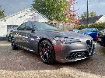 Alfa Romeo Giulia 2.0 TB VELOCE TI 4d 277 BHP