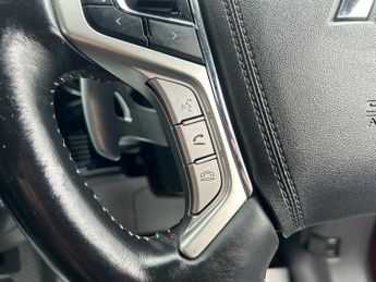 MITSUBISHI OUTLANDER 2.4h TwinMotor 13.8kWh 4h SUV 5dr Petrol Plug-in Hybrid CVT 4WD 