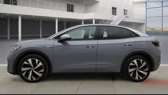 VOLKSWAGEN ID.5 Pro Performance 77kWh Style SUV 5dr Electric Auto (204 ps)
