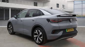 VOLKSWAGEN ID.5 Pro Performance 77kWh Style SUV 5dr Electric Auto (204 ps)