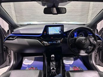 TOYOTA C-HR 1.8 VVT-h Dynamic SUV 5dr Petrol Hybrid CVT Euro 6 (s/s) (122 ps