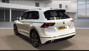 VOLKSWAGEN TIGUAN 2.0 TDI R-Line SUV 5dr Diesel DSG 4Motion Euro 6 (s/s) (150 ps)