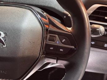 PEUGEOT 5008 1.5 BlueHDi Allure Premium SUV 5dr Diesel EAT Euro 6 (s/s) (130 