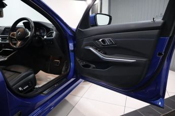BMW 3 SERIES 2.0 330e 12kWh M Sport Touring 5dr Petrol Plug-in Hybrid Auto Eu