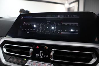 BMW 3 SERIES 2.0 330e 12kWh M Sport Touring 5dr Petrol Plug-in Hybrid Auto Eu