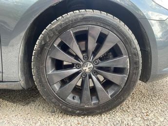 VOLKSWAGEN CC 1.8 TSI BlueMotion Tech Moda Saloon Automatic 4dr 