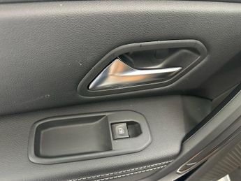 DACIA DUSTER 1.6 SCe Prestige SUV 5dr Petrol Manual Euro 6 (s/s) (115 ps)