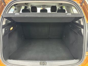 DACIA DUSTER 1.6 SCe Prestige SUV 5dr Petrol Manual Euro 6 (s/s) (115 ps)