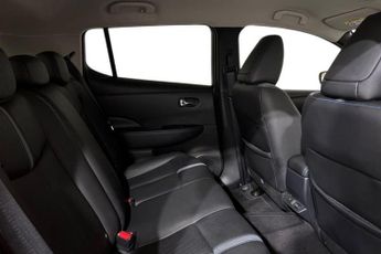 NISSAN LEAF 62kWh e+ Tekna Hatchback 5dr Electric Auto (217 ps)