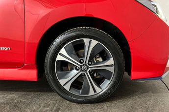 NISSAN LEAF 62kWh e+ Tekna Hatchback 5dr Electric Auto (217 ps)