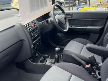 HYUNDAI GETZ 1.4 CDX Hatchback 5dr Petrol Manual (141 g/km, 95 bhp)