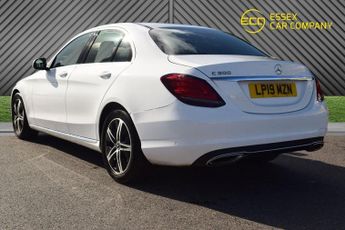 MERCEDES-BENZ C-CLASS 2.0 C300 Sport Saloon 4dr Petrol G-Tronic+ Euro 6 (s/s) (258 ps)
